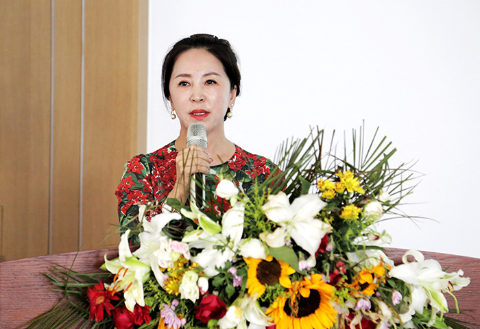 鸿运国际木业集团总经理