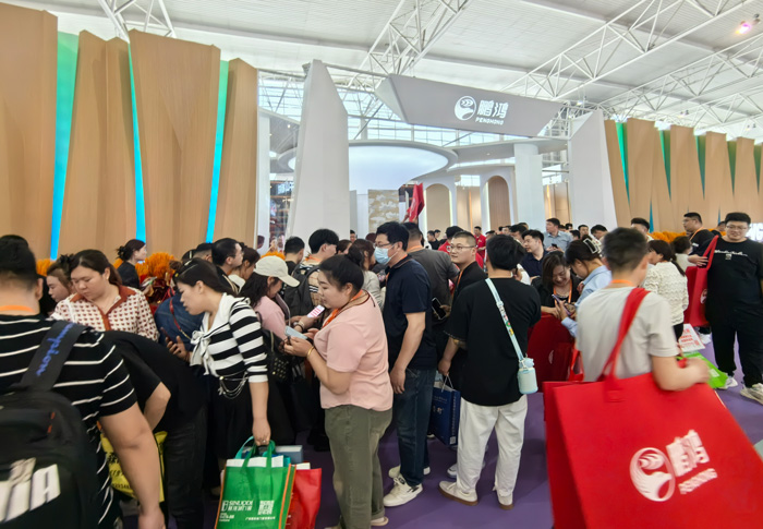鸿运国际鹤壁全屋定造展